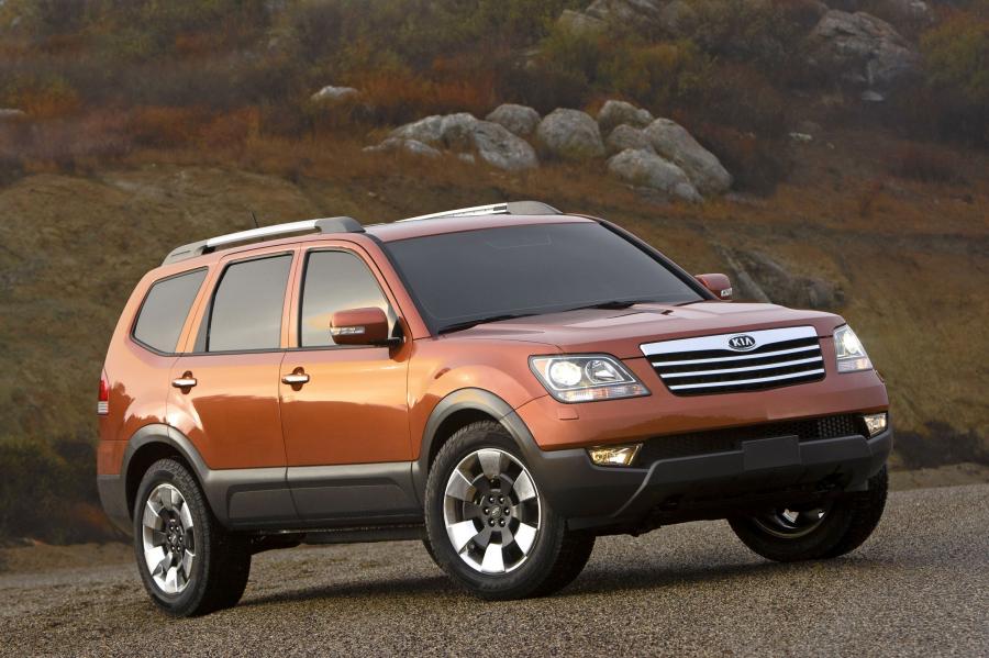  Kia Borrego 2009 года  (фото 309 из 345)